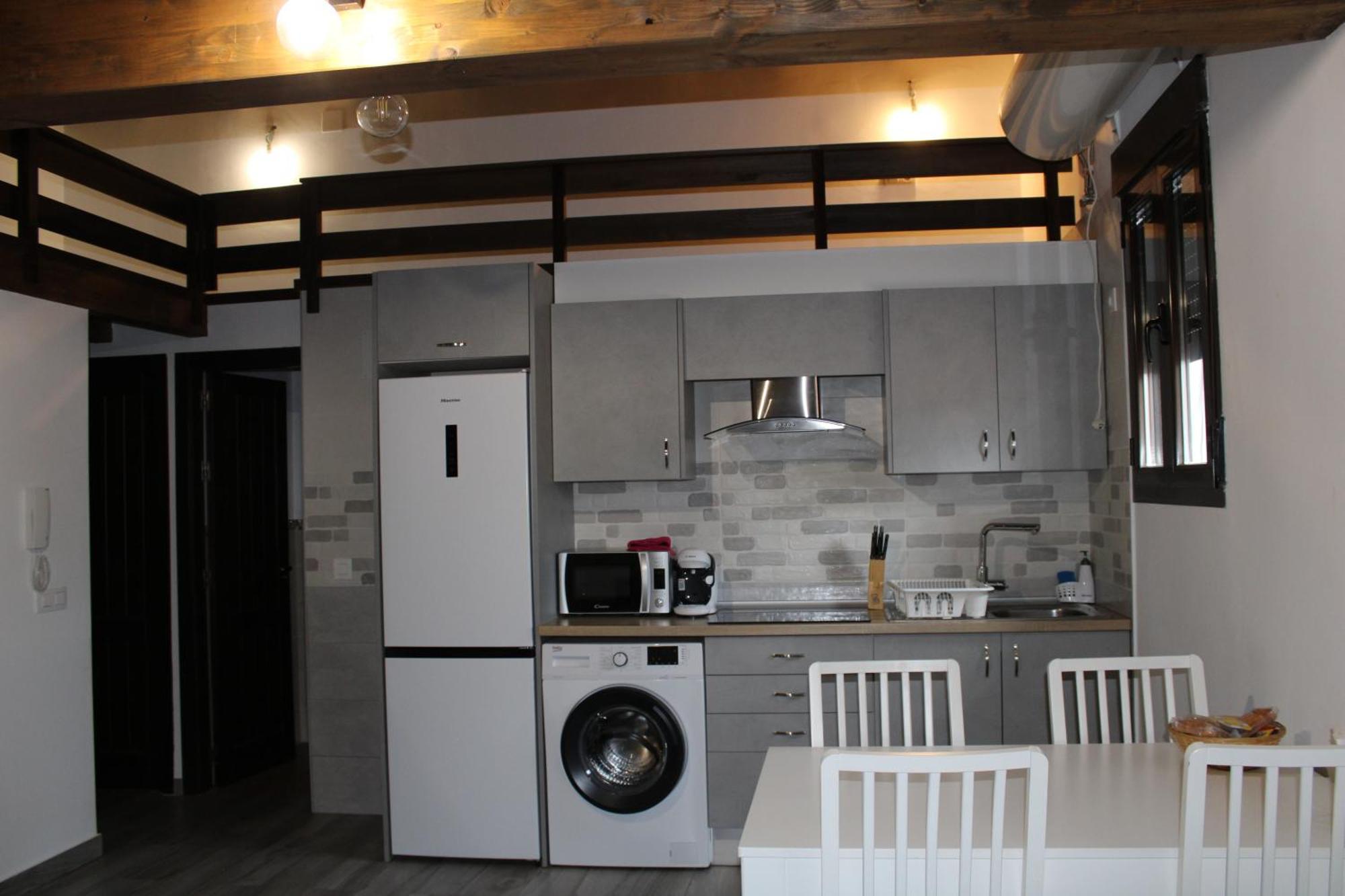 Apartamentos Patas Y Patetas Tragacete Esterno foto
